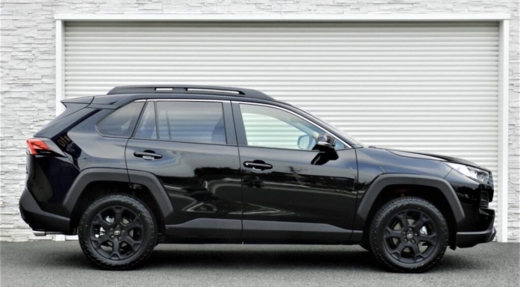 RAV4 Adventure 写真2